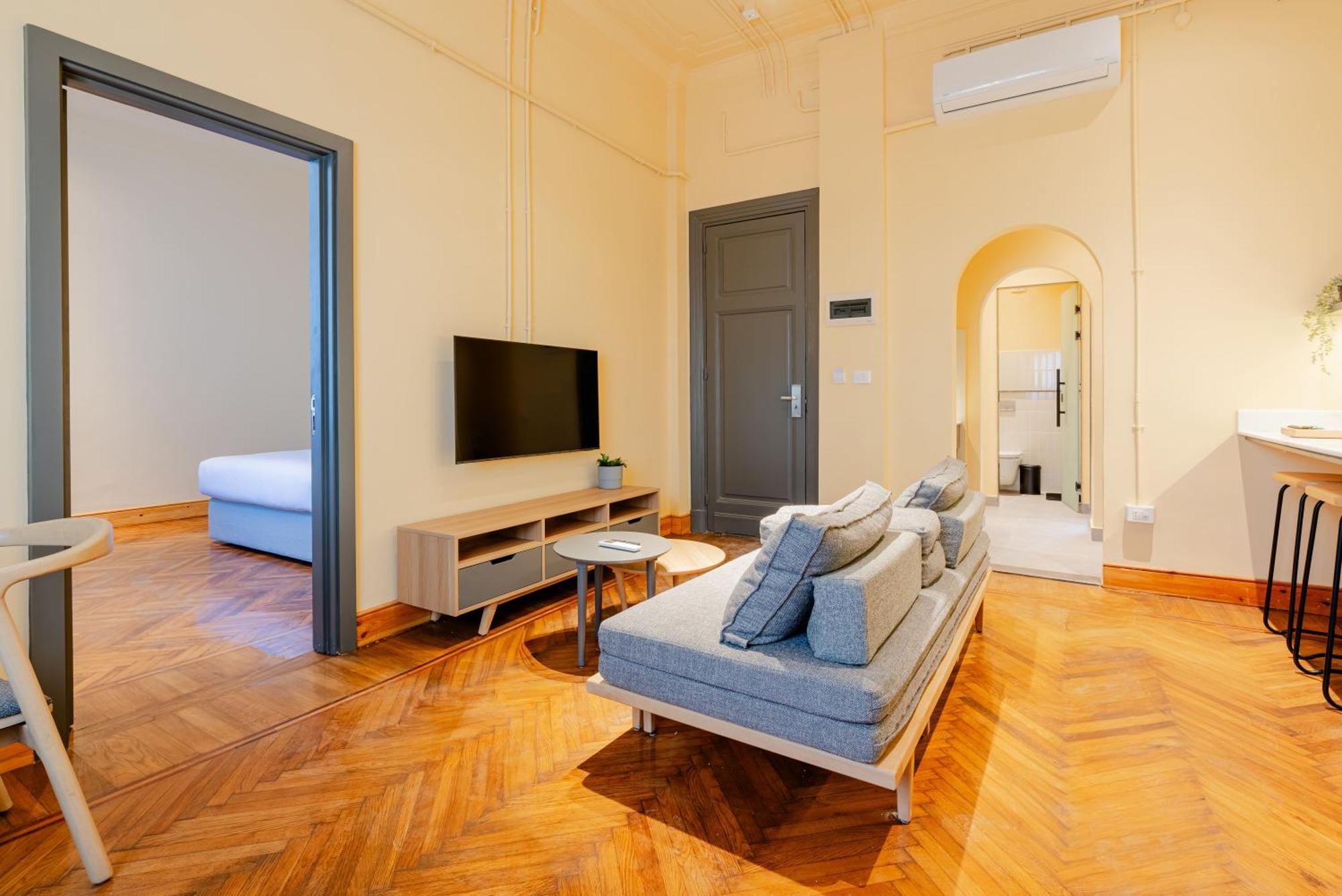 Grey L Studio Apartments Downtown Alexandria Menasce House Εξωτερικό φωτογραφία