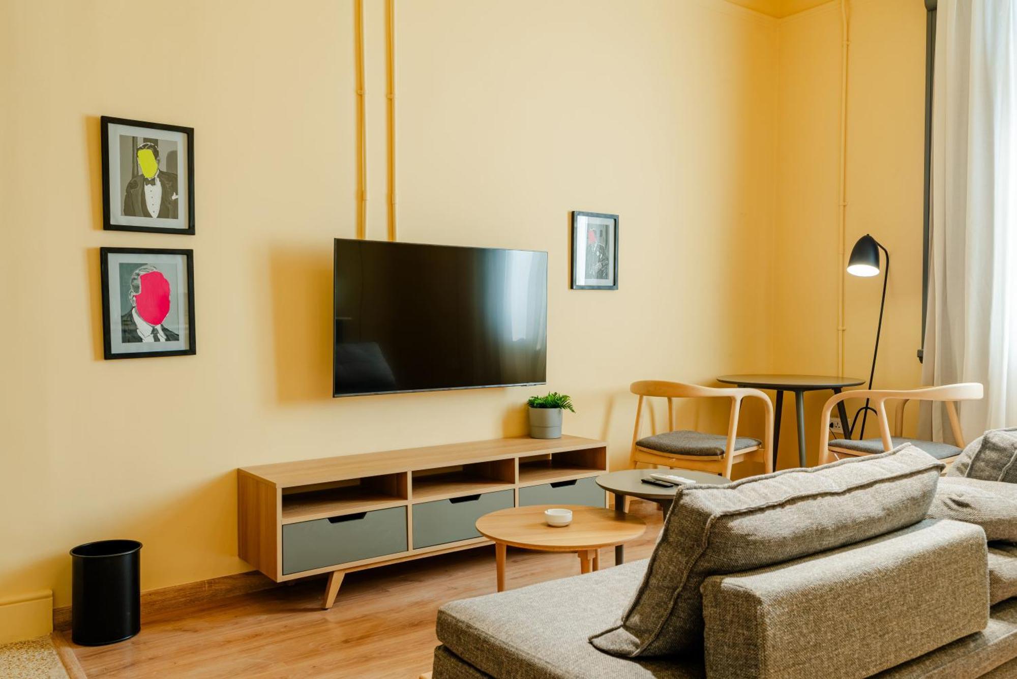 Grey L Studio Apartments Downtown Alexandria Menasce House Εξωτερικό φωτογραφία